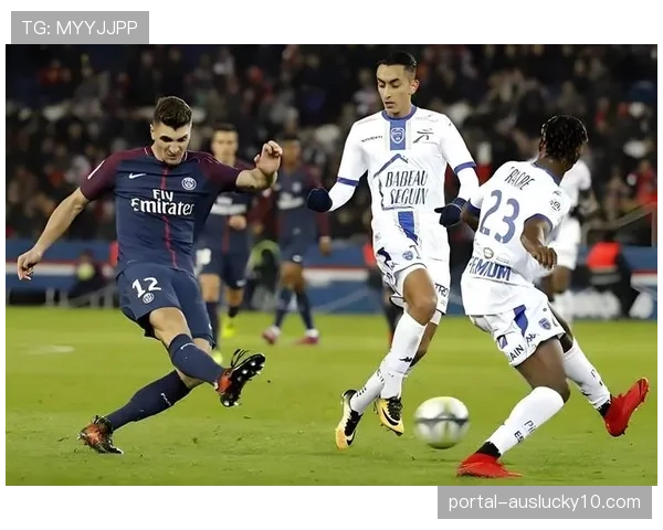 战报通讯：十人作战的里尔顽强守住胜果，1-0小胜特鲁瓦逃离降级区